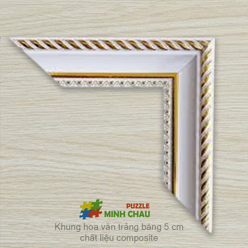 Khung trắng hoa văn kính 74x98 (5cm)